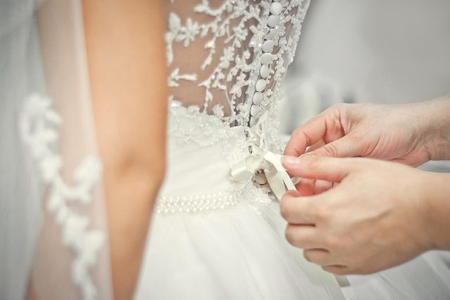 Designer Wedding Outfits: Financing Tips Without Debt Stress